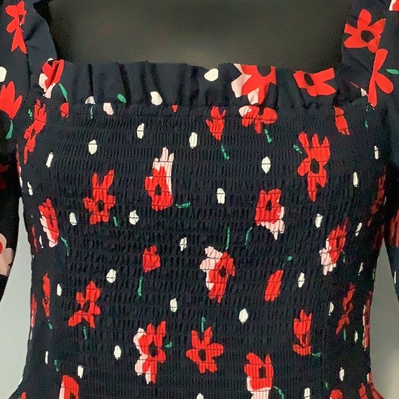 KATE SPADE|| Puff Sleeve Top NWOT - Picture 7 of 11